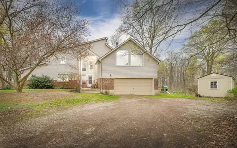 6181 Perry Rd, Centerburg, OH 43011