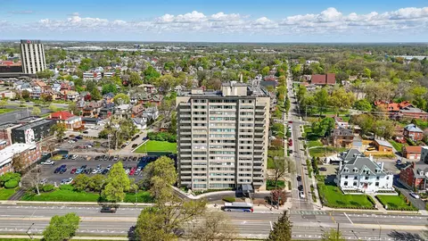 1620 E Broad St #206, Columbus, OH 43203