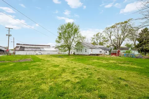 207 N Gormley St, Forest, OH 45843 photo 3