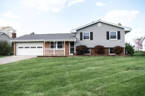 1040 Chenonceaux Dr, Marion, OH 43302