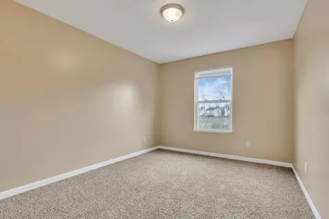 Bedroom - 577 Stable St, Pataskala, OH 43062 photo 3 of 4