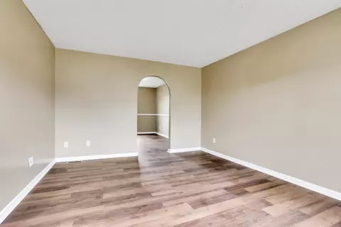 Living - 577 Stable St, Pataskala, OH 43062 photo 6 of 12