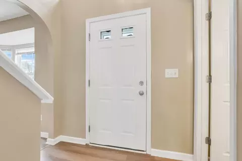 Entry Way - 577 Stable St, Pataskala, OH 43062 photo 1 of 3