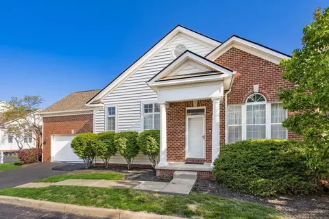 3994 Park Cir E, Hilliard, OH 43026