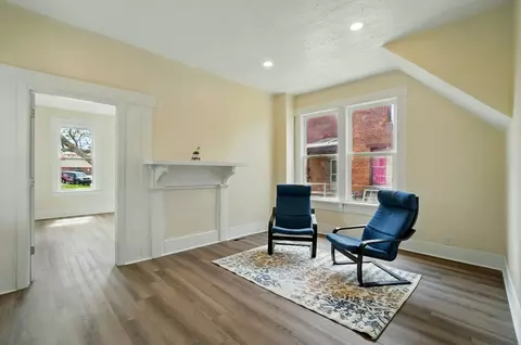 Living - 720 W Columbia St, Springfield, OH 45504 photo 1 of 4
