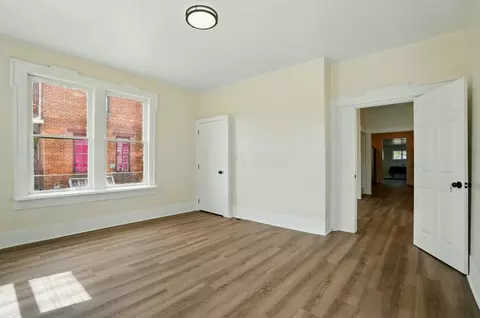Living - 720 W Columbia St, Springfield, OH 45504 photo 4 of 4