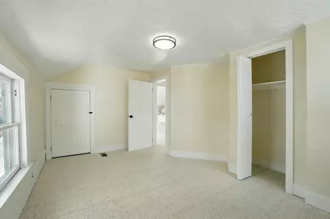 Bedroom - 720 W Columbia St, Springfield, OH 45504 photo 4 of 4