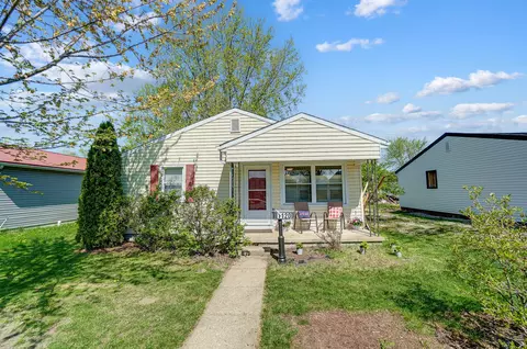 1120 E Paint St, Washington Court House, OH 43160