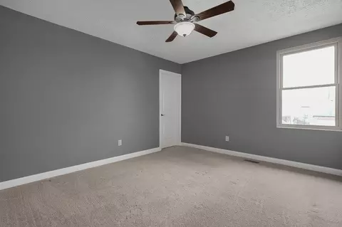 1860 Seasprite Dr, Galloway, OH 43119 photo 15