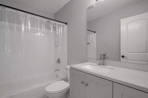 1860 Seasprite Dr, Galloway, OH 43119 photo 18
