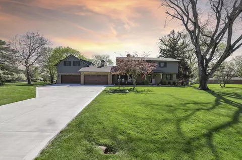3373 Sunnybrook Dr, Columbus, OH 43221