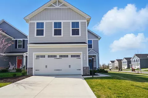 8537 Greengate Blvd, Canal Winchester, OH 43110