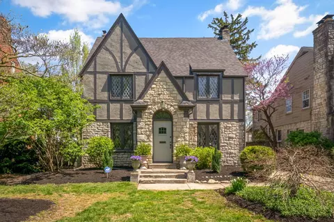152 S Stanwood Rd, Columbus, OH 43209