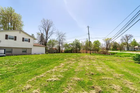 14 Stoney Ridge Dr SW, Pataskala, OH 43062