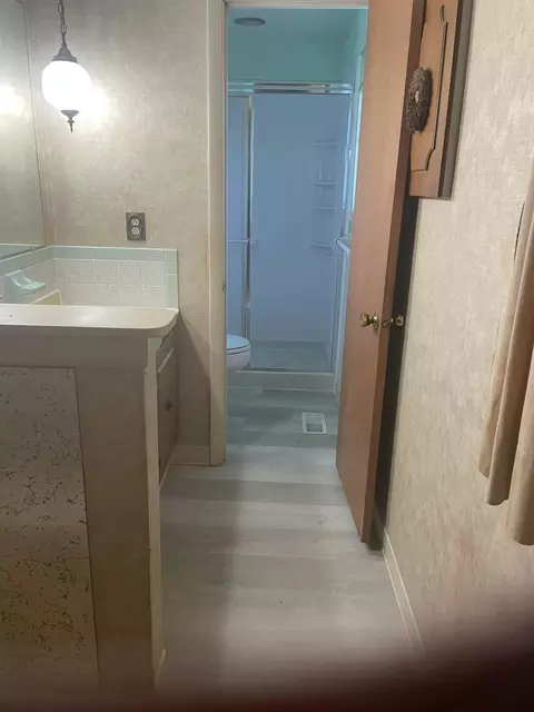 Bath - 5384 Springfield Jamestown Rd, Springfield, OH 45502 photo 1 of 1