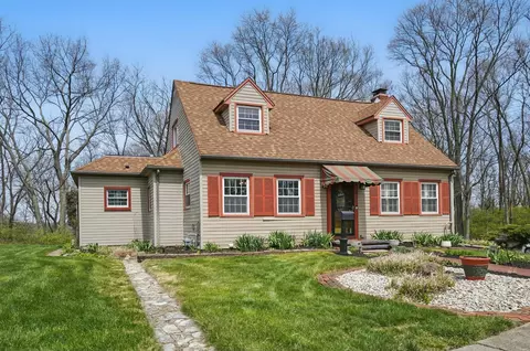 404 Roseland Ave E, Springfield, OH 45503 photo 2