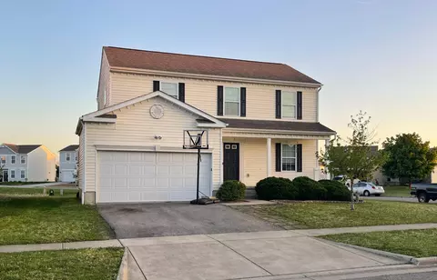67 Henderson Ln, Ashville, OH 43103