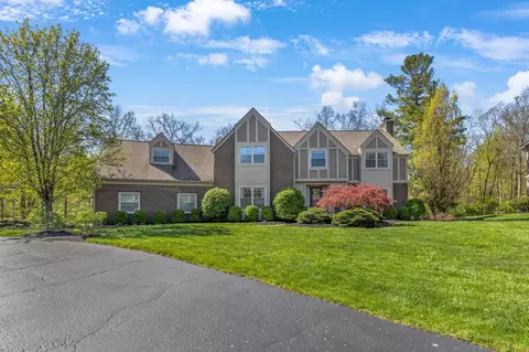 8565 Crail Ct, Dublin, OH 43017