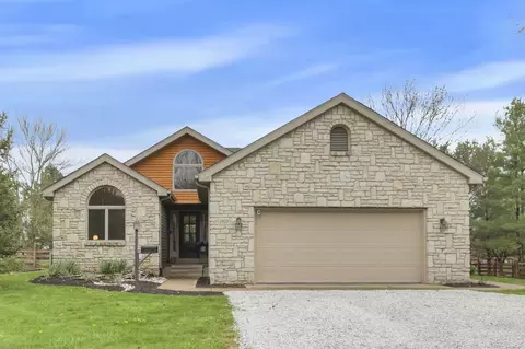 1909 Carroll Eastern Rd NW, Lancaster, OH 43130