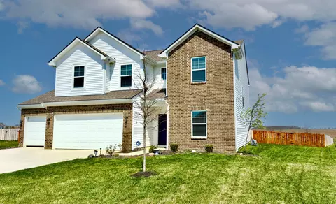 429 Quincy Cir, London, OH 43140