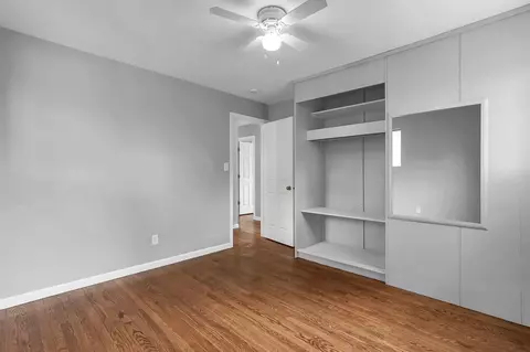 Bedroom - 542 E Franklin St, Circleville, OH 43113 photo 5 of 6