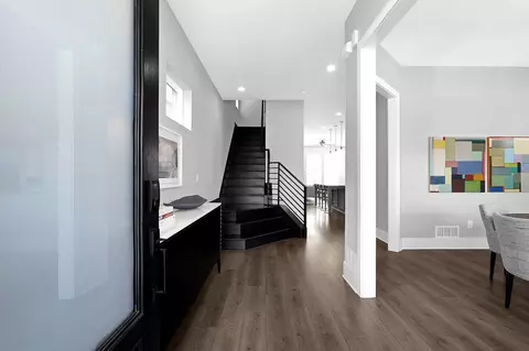 Entry Way - 935 Pullman Pl, Columbus, OH 43212 photo 1 of 3