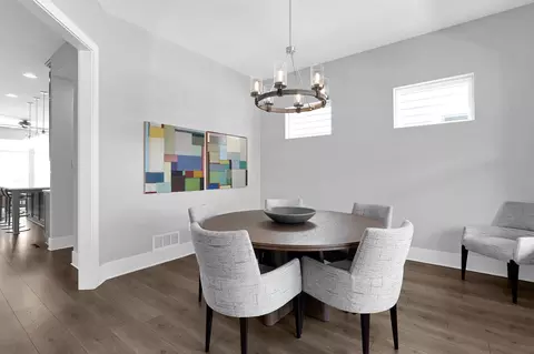 Dining - 935 Pullman Pl, Columbus, OH 43212 photo 1 of 3