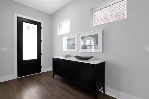 Entry Way - 935 Pullman Pl, Columbus, OH 43212 photo 2 of 3