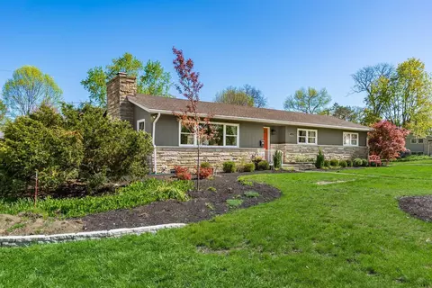 2200 Johnston Rd, Columbus, OH 43220
