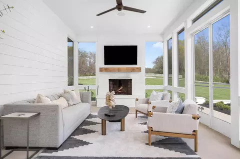 Exterior - 7365 Perry Rd, Delaware, OH 43015 photo 2 of 27
