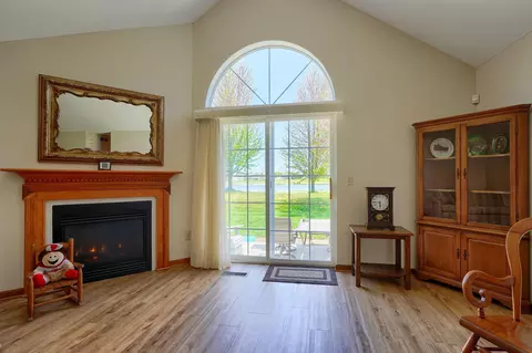 Living - 6956 Greensview Village Dr, Canal Winchester, OH 43110 photo 1 of 2