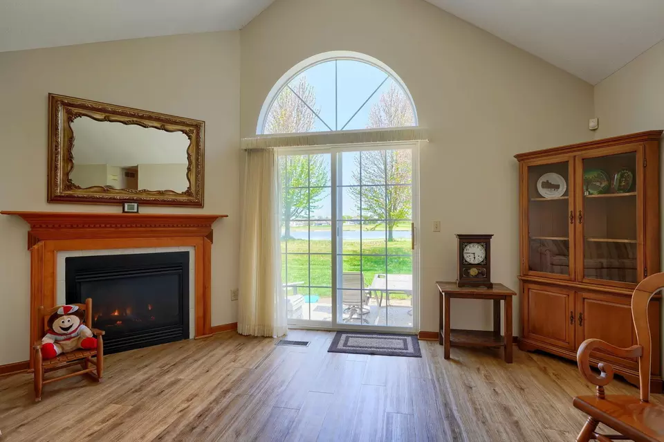 Living - 6956 Greensview Village Dr, Canal Winchester, OH 43110 photo 1 of 2