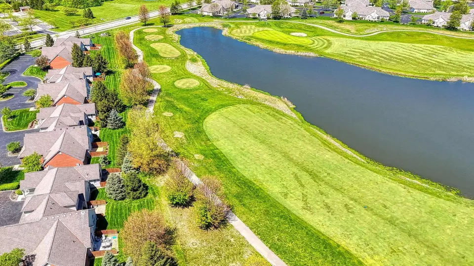 View/Area - 6956 Greensview Village Dr, Canal Winchester, OH 43110 photo 14 of 15