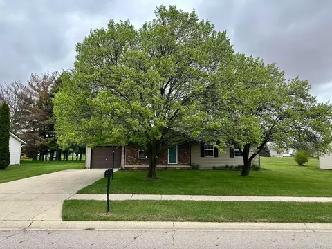 20 Lloyd Dr, North Lewisburg, OH 43060