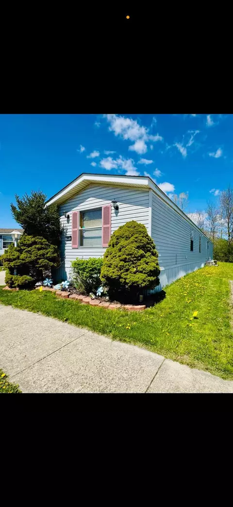 300 Petersburg Rd, Columbus, OH 43207