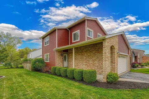 832 Fortunegate Dr, Westerville, OH 43081