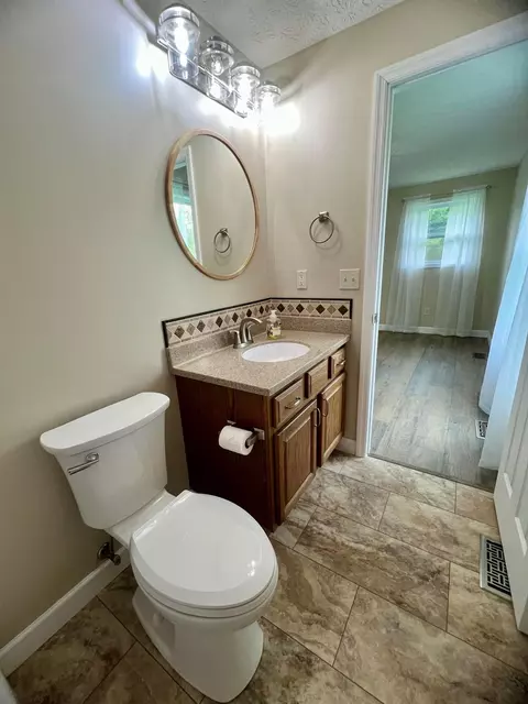 357 Carroll Eastern Rd NW, Baltimore, OH 43105 photo 14