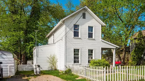 30 Boner St, Newark, OH 43055