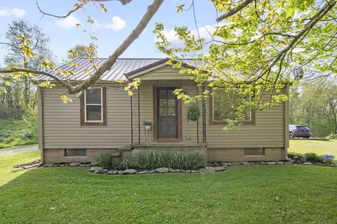 14650 State Route 678, Rockbridge, OH 43149
