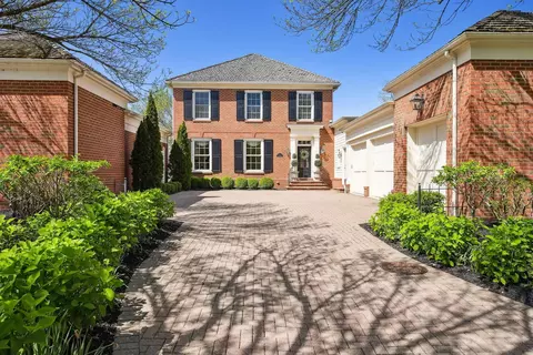 4 Alban Mews, New Albany, OH 43054