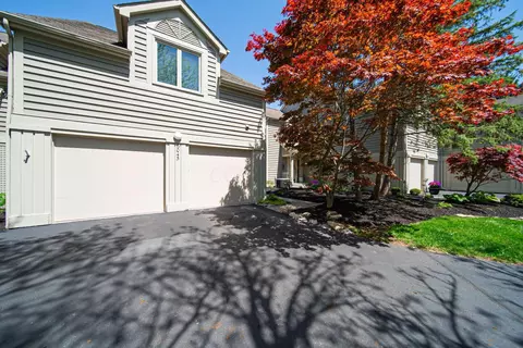 6045 Glenbarr Pl, Dublin, OH 43017