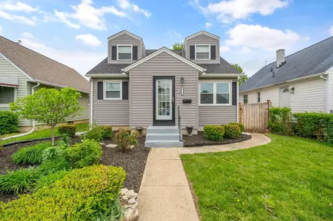 876 Palmer Rd, Columbus, OH 43212