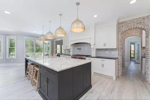 9071 Tartan Fields Dr, Dublin, OH 43017