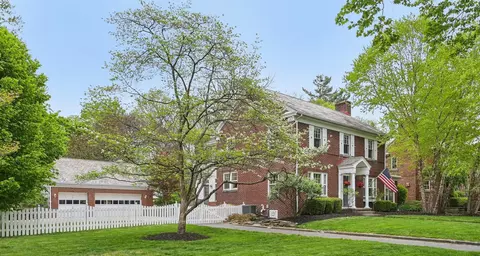 68 W Beaumont Rd, Columbus, OH 43214