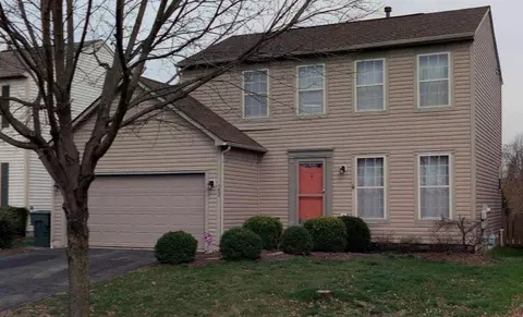 582 River Pebble Dr, Blacklick, OH 43004