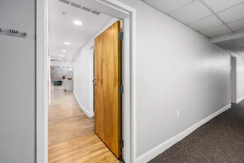 106 N High St #104, Columbus, OH 43215