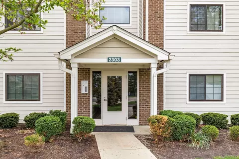 2303 Vicente Ct #311, Columbus, OH 43235