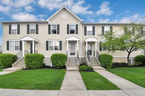 7249 Steel Dust Dr, New Albany, OH 43054