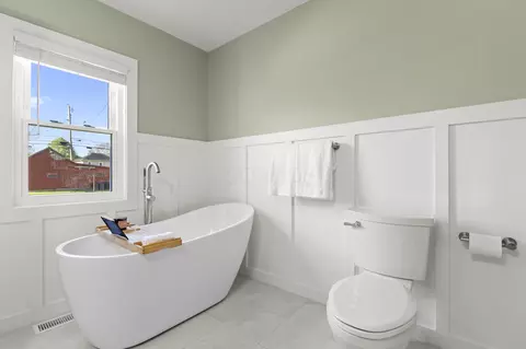 Bath - 307 E Water St, Prospect, OH 43342 photo 4 of 5