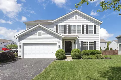 180 Cherrytree Ln, Commercial Point, OH 43116